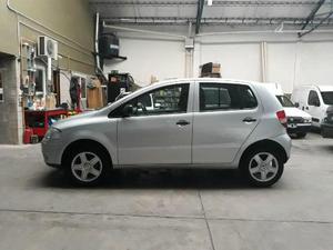 Volkswagen Fox Comfortline 5P usado  kms