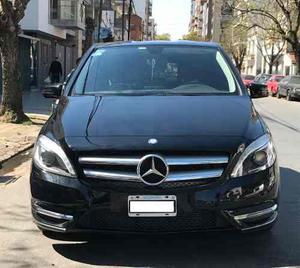 Mercedes Benz Clase B 200 Sport Automático Negro / Cromados