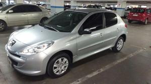 Vendo Peugeut 207 Compact Allure 1.4