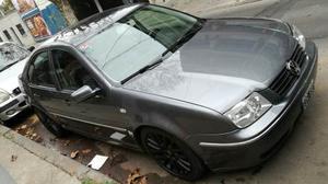 Volkswagen Bora 1.8 T Highline