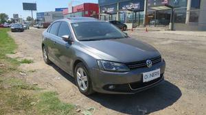 Volkswagen Vento 2.5 Luxury 170cv Tiptronic