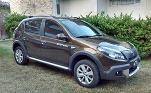 Renault Sandero Stepway Fase II v Privilege NAV