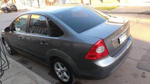VENDO FORD FOCUS EXE FULL  IMPECABLE 100MIL KM