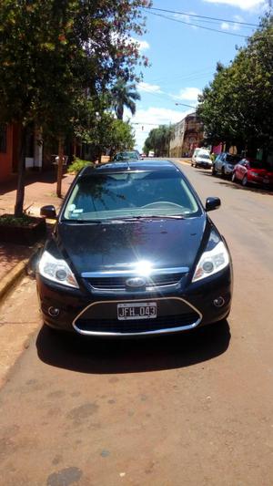 Vendo Ford Focus  Ghia Full Exe 4 puertas