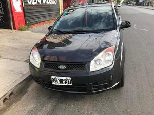 Ford Fiesta Max 4Ptas. 1.6 N Ambiente Plus MP3 (L11)