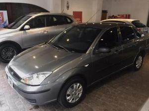 Ford Focus Ambiente 1.6 4P usado  kms