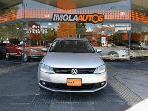 Volkswagen Vento 2.5 Luxury Tiptronic usado  kms