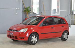 Ford Fiesta Ambiente 1.6l nafta ptas color rojo
