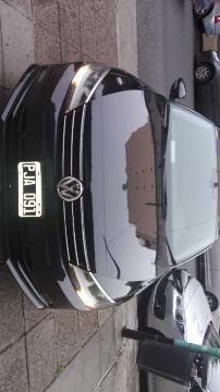 Volkswagen Vento 2.5 Luxury usado  kms