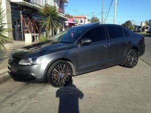 Volkswagen Vento 2.5 Luxury Tiptronic usado  kms