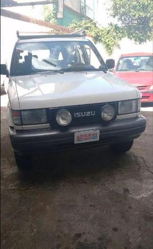 Isuzu Trooper