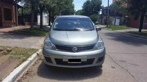 Nissan Tiida 1.8 Caja 6ta Impecable