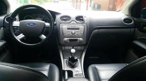 Ford Focus 4ptas. Ghia 2.0 Nafta