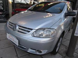 Volkswagen Fox Highline 5P usado  kms