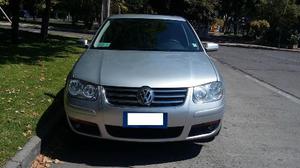 Volkswagen Bora 1.8 T Highline Cuero usado  kms