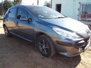 Peugeot  XS 1.6 5P LEER