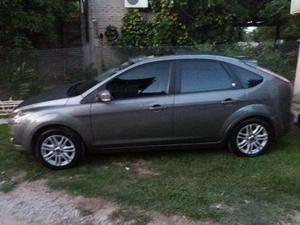 Ford Focus 2.0L Duratec Ghia usado  kms