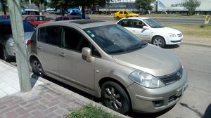 Nissan Tiida Tekna 