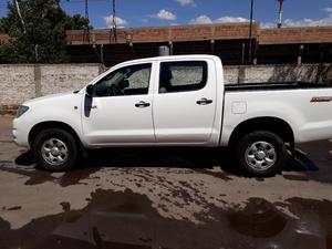 Toyota Hilux x2 2.5