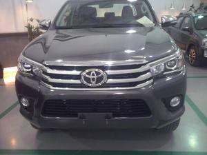 TOYOTA HILUX SRX 4X4 AT