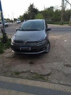 Volkswagen Suran Highline c/cuero + iMotion usado 