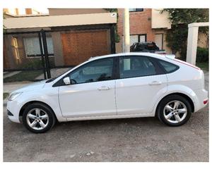 Ford Focus SE Plus 