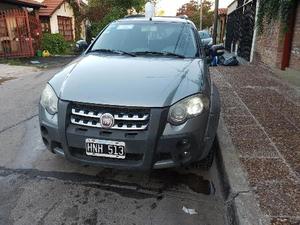 Fiat Palio Adventure Locker usado  kms