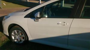 peugeot 408 descuento $