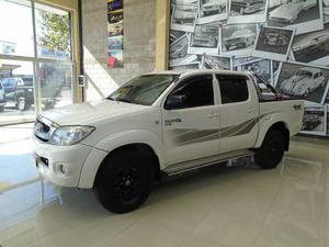 Toyota Hilux 2.5 Dx Pack Cab Doble 4x)