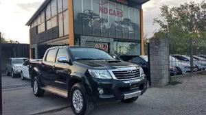 Toyota Hilux 3.0 Cd Srv Cuero I 171cv 4x4 5at