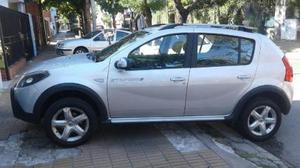 Renault Sandero Stepway Fase II Confort V usado 