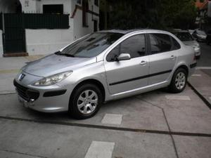 Peugeot 307 XT Premium 2.0 4P 143 cv usado  kms