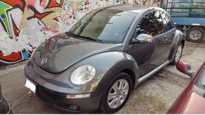 Volkswagen New Beetle 2.0 MT Advance