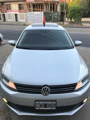 Volkswagen Vento 2.0 Luxury I 140cv Dsg