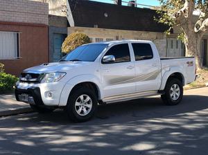 Toyota Hilux Srv 4X4 Manual