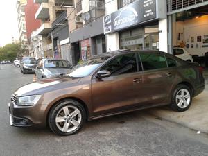 Vento 2.5 Luxury  Kms Impecable! Autodesco