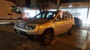 Duster 4x4 con Navegador Permuto Financi