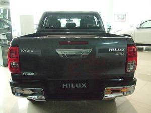 Toyota Hilux 2.8 Cd Srx I 177cv 4x2 At