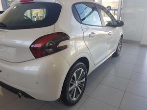 Peugeot 208 retiralo con $