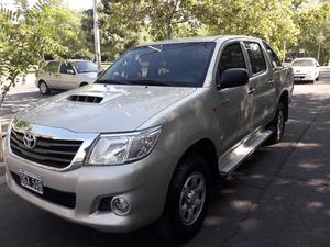 Toyota Hilux Dx Pack kms Finan