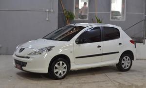 Peugeot 207 compact 1.4 nafta  puertas color blanco