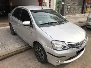 Toyota Etios 1.5 Platinum 4 P