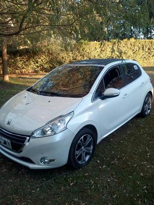 Peugeot 208 Feline