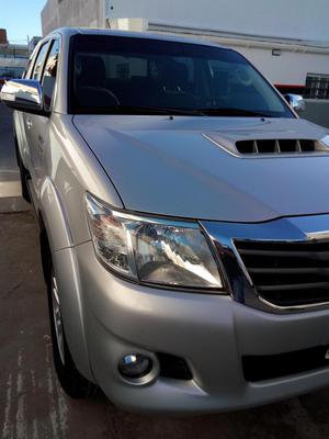 Toyota Hilux srv 3.0 4x inmaculada