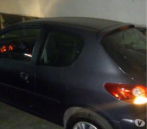 Dueña vende Peugeot 207 compact  Impecable