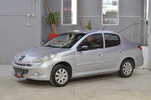 Peugeot 207 compact xs 1.4 nafta  puertas color gris