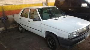 Renault 9. '94