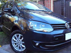 Volkswagen Suran 1.6 Highline 101cv