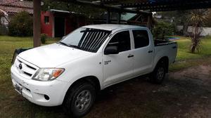 Toyota Hilux 2.5 Dx Cab Doble 4x)