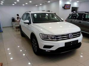 Volkswagen Tiguan Allspace Trendline 1.4tsi Nafta 150cv Dsg